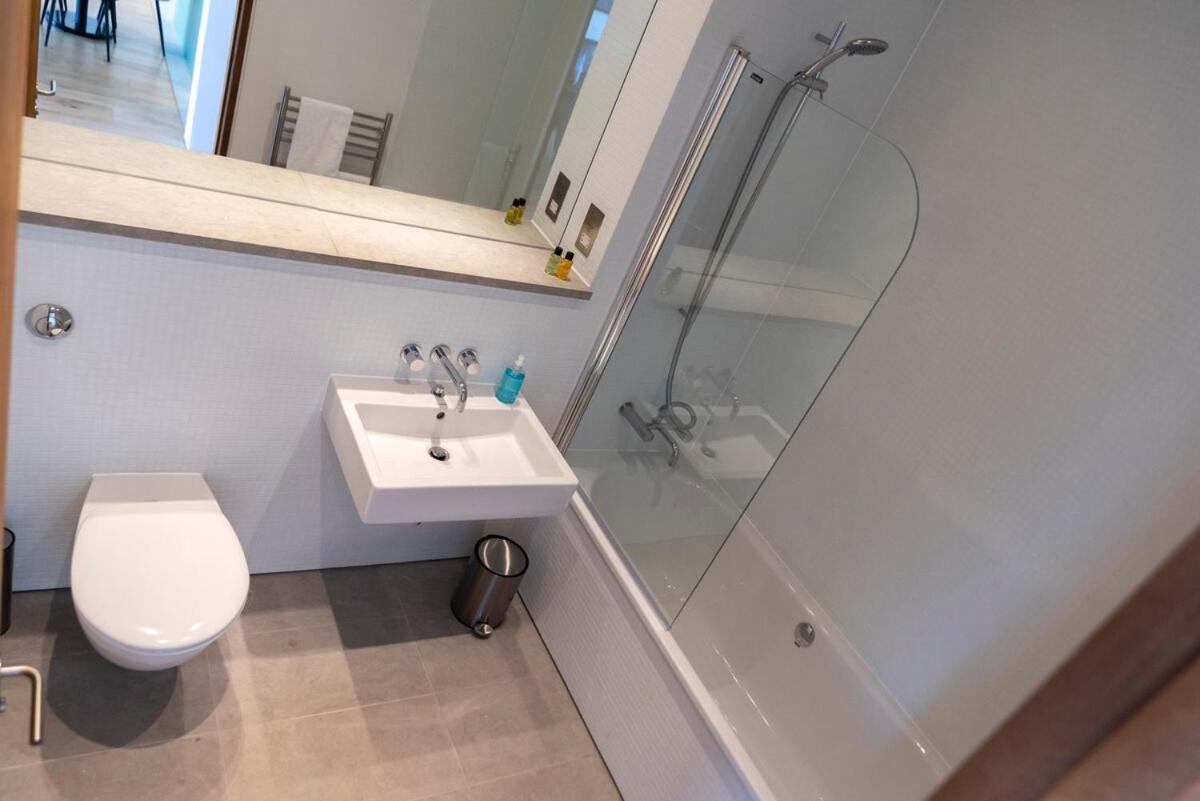 Luxurious 1 Bed Rwy Apartment بلايموث المظهر الخارجي الصورة