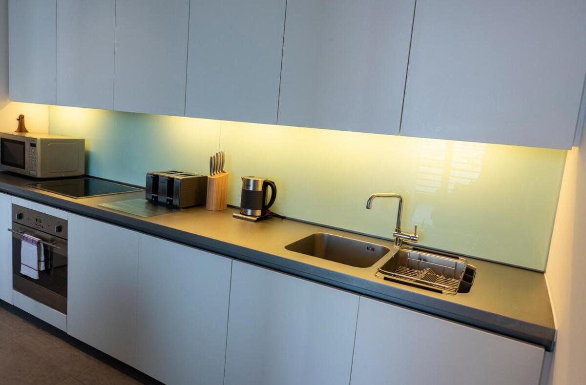 Luxurious 1 Bed Rwy Apartment بلايموث المظهر الخارجي الصورة